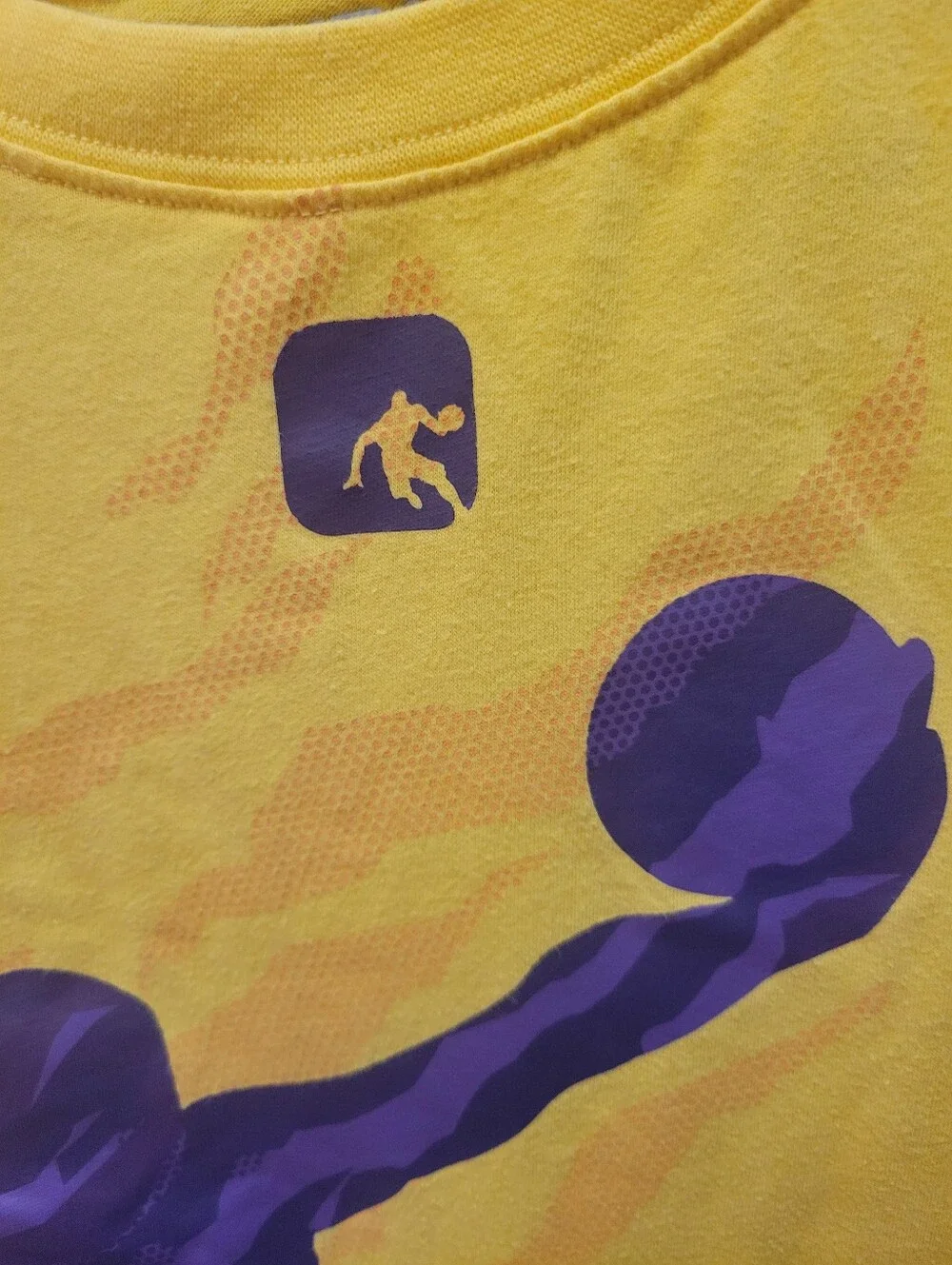 AND1 Brand Boys Basketball T-shirt. Size Xl 14-16